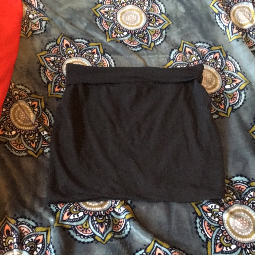 Little black skirt